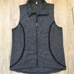 Under Armour Grey Heather Vest Size Large Like New